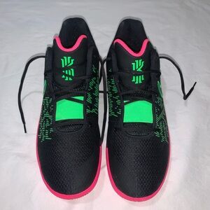 Nike Kyrie Flytrap 2